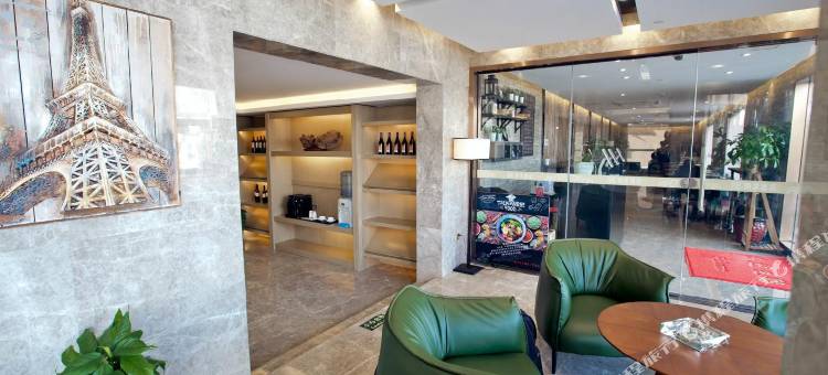 上海锦季酒店(周浦康桥浦三路地铁站店)图片