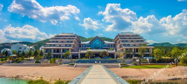 五莲松月湖大酒店图片