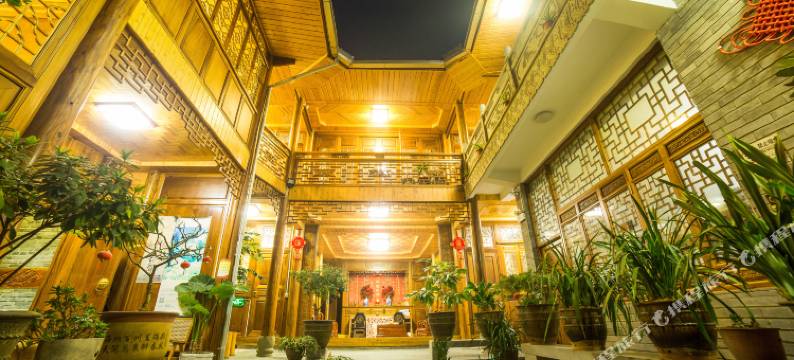 枕畔・忆和顺・水榭天井丨传承古院・180°花园观景美宿(和顺古镇店)图片