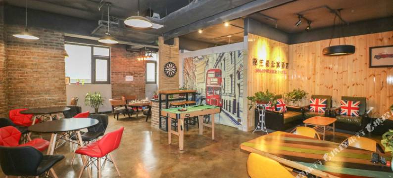 格兰德公寓酒店(丈八一路地铁站店)图片