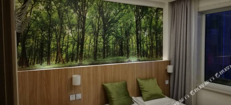 吉林8舍主题客栈图片