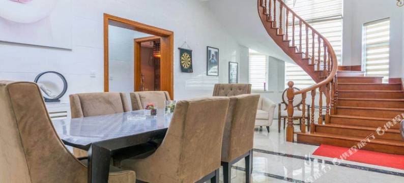 上海迪斯尼king轰趴馆(北滧路店)图片