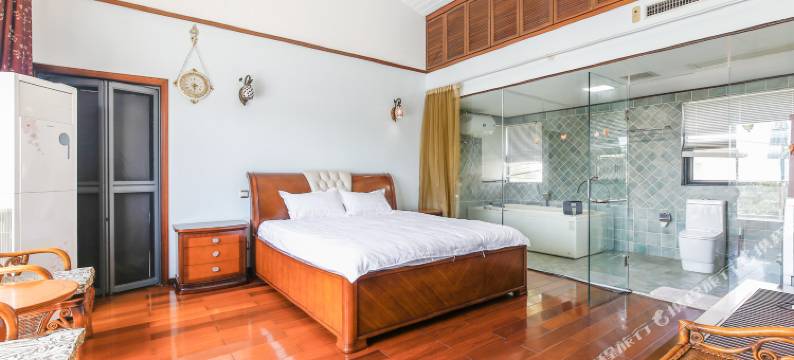 三亚龙泽游艇别墅图片