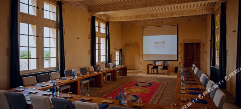 庞德雷斯城堡酒店(Château de Pondres)图片