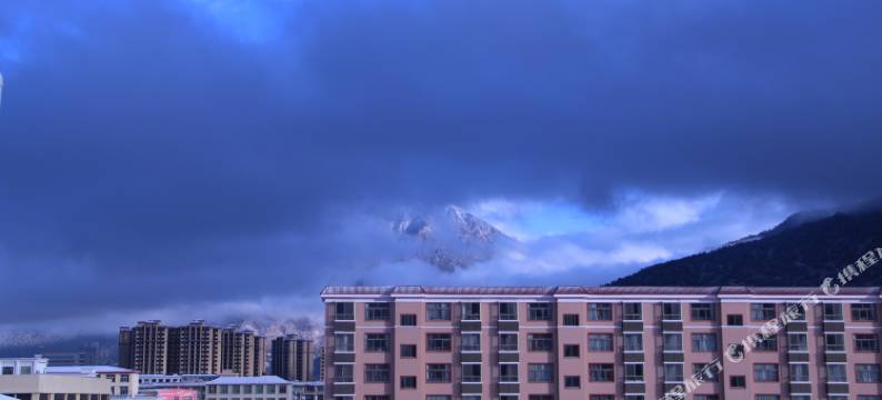 林芝天宇藏秘主题酒店图片