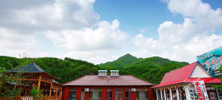 宽甸于三农家大院图片