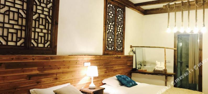 永嘉茗岙山里田边客栈图片