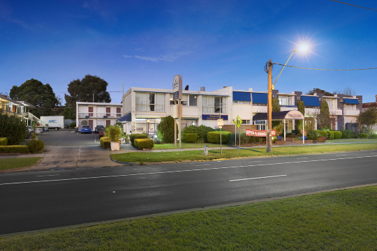 Alexander Motor Inn & Apartments Hotel Overview