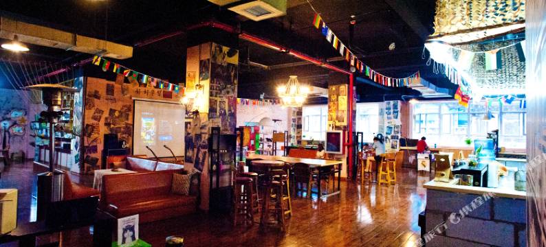 登巴国际连锁客栈(西安钟楼东大街店)图片