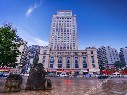 乾庭禅意设计师酒店(重庆万州万达广场店)