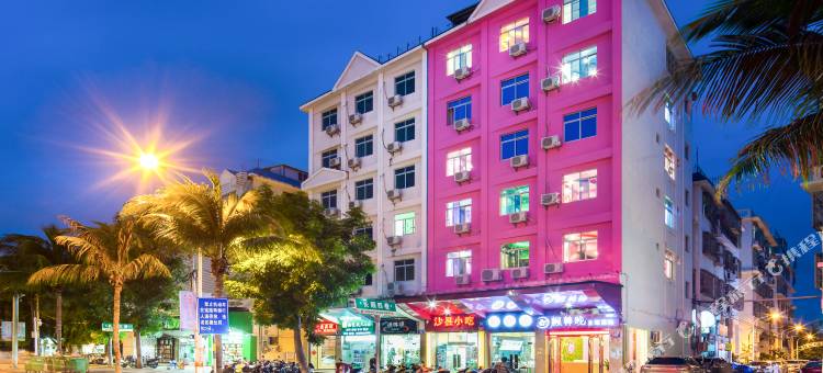 枫林晚主题酒店(三亚春园海鲜广场店)图片