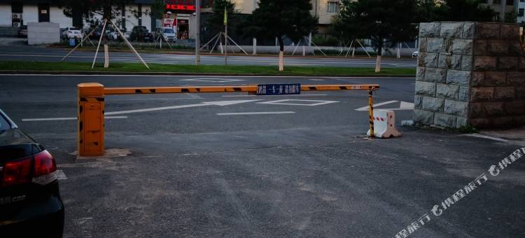 速8酒店(长春卫星广场繁荣路地铁站店)图片