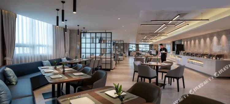 诺华廷酒店(肇庆七星岩牌坊店)图片