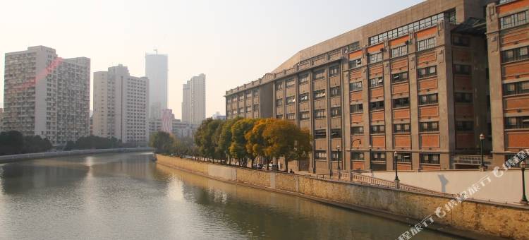 上海北士大酒店(人民广场地铁站四行仓库店)图片