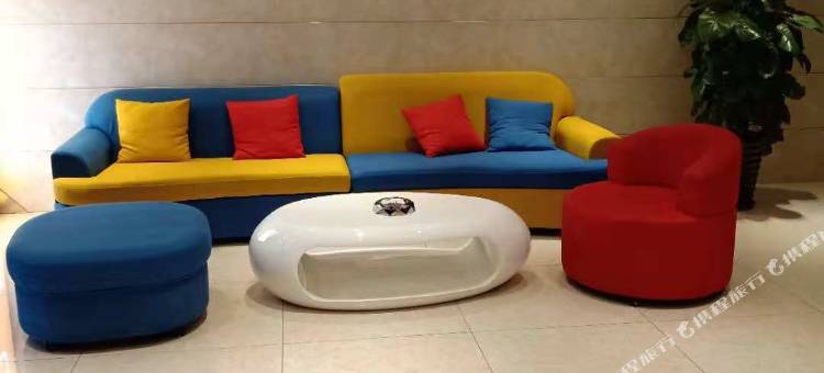 斯华登酒店(衡阳高铁东站酃湖万达店)图片