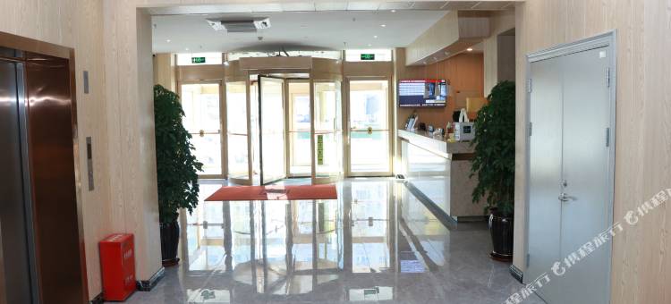 速8酒店(长春卫星广场繁荣路地铁站店)图片