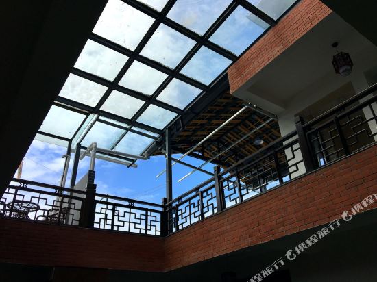 青城山三善居客栈