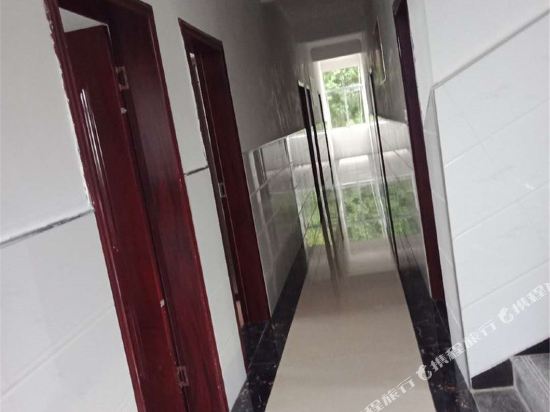 恩施向承容特色民宿(2号店)