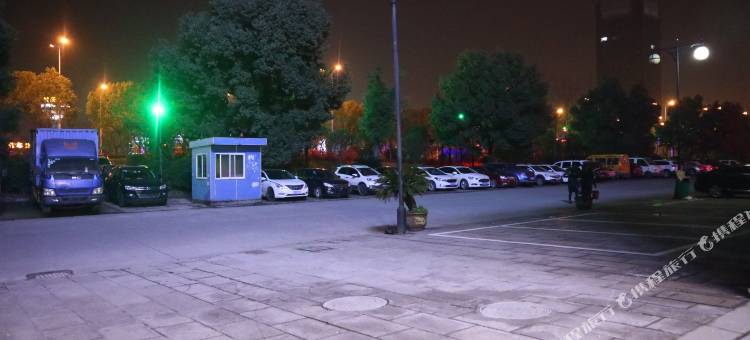 季纷·维悦酒店(绍兴袍江大润发店)图片