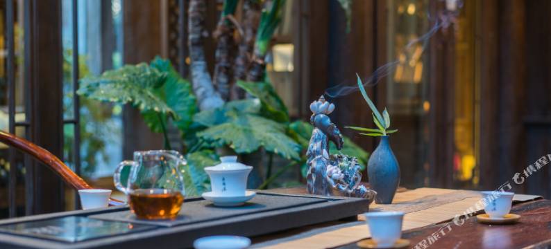 水畔居观景花园美宿(丽江古城四方街店)图片