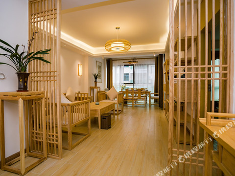 乳源南岭印象见山民宿