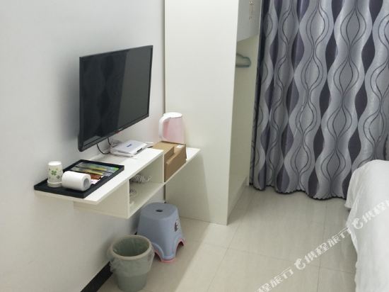 梅子公寓(宜春春台公园店)