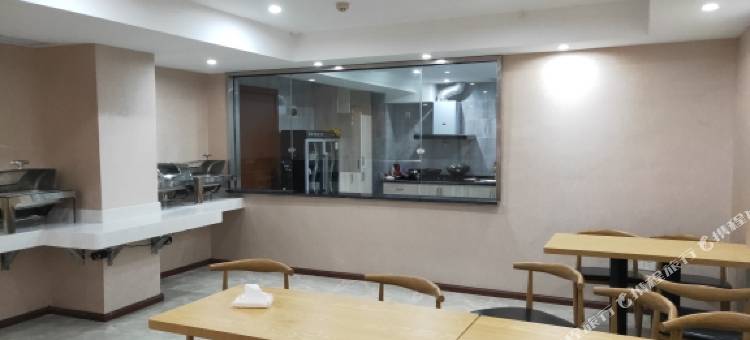 派酒店(正安客运站店)图片