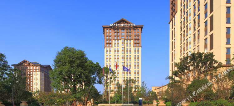 南昌融创美居酒店(九龙湖南地铁站融创乐园店)图片