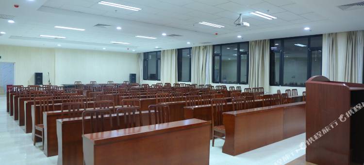 三河奇丽艺术酒店图片