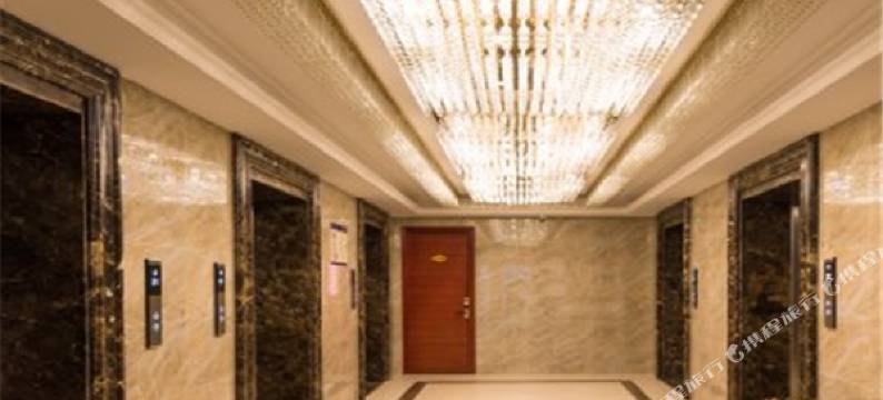 鹏城国际公寓(大剧院地铁站万象城店)图片