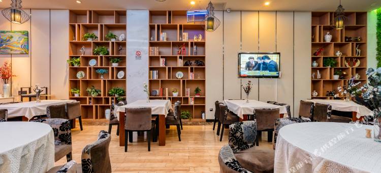 来住星辰S酒店(昆明高铁南站春融街地铁站店)图片