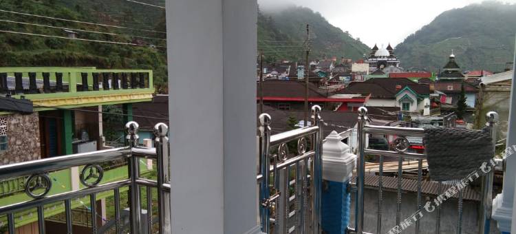 斯昆尼尔民宿(Homestay Pakuwojo Sikunir Syariah)图片