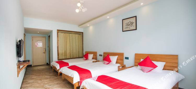 土豆客栈(张家界武陵源宝峰路店)图片