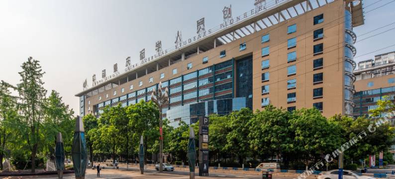 庆泰金贸酒店(重庆西站二郎地铁站店)图片