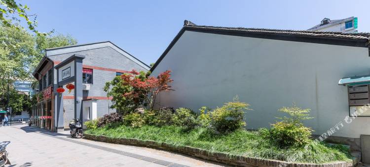 杭州湖滨晓栈特色民宿(4号店)图片