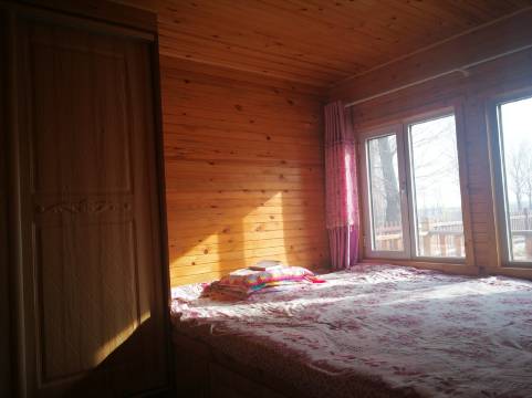 鄂尔多斯阿日善休闲度假客栈