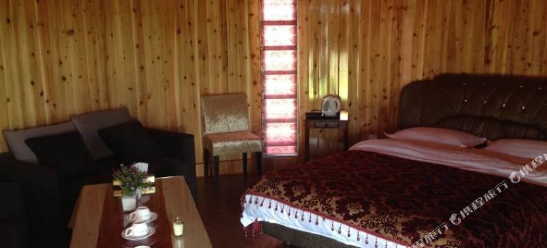 若尔盖黄河九曲水景湾山庄图片