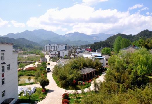 Tiantai Resort Hotel Overview