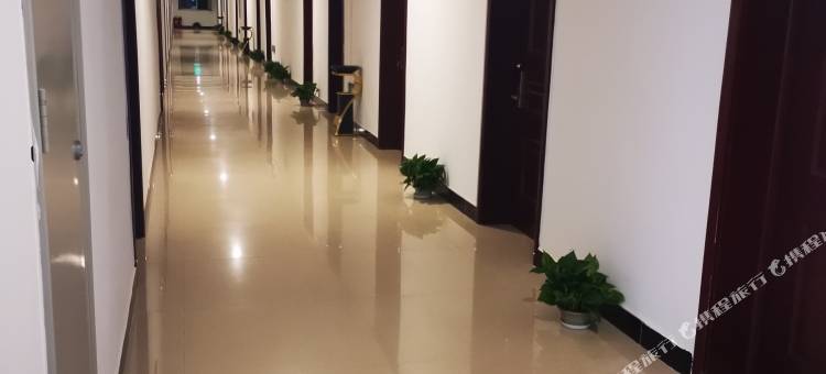 乌拉特后旗奥菲斯酒店图片