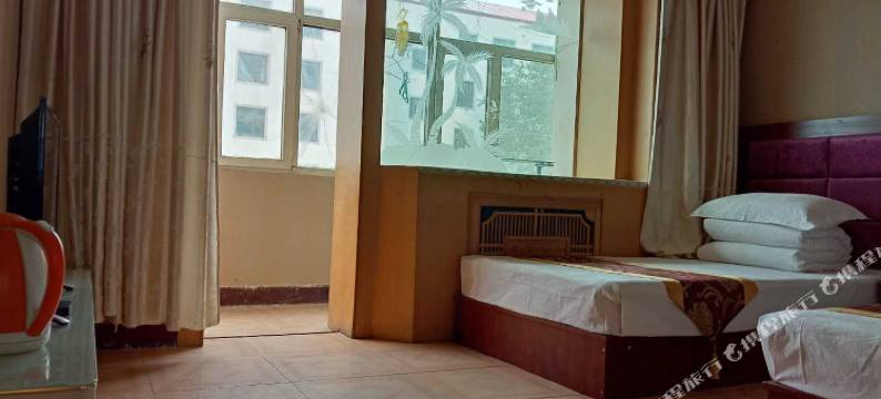 嗳悦家庭宾馆(海晏银滩路店)图片