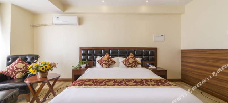 成都凤栖桐精品酒店(世纪城新会展中心店)图片