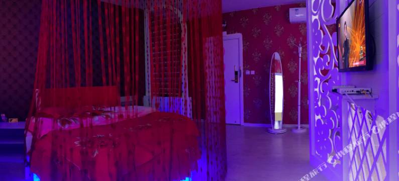 砚山圆方圆主题酒店图片