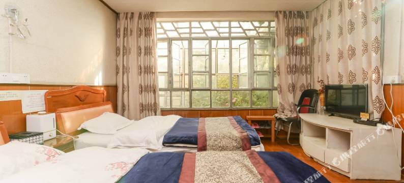 拉萨别有洞天客栈图片