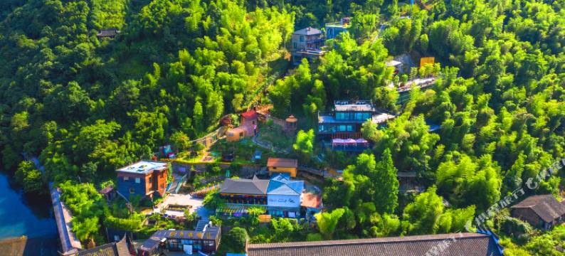 宁波奇遇谷民宿(溪口景区店)图片