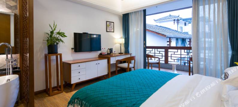 壹年肆季主题客栈(张家界国家森林公园店)图片