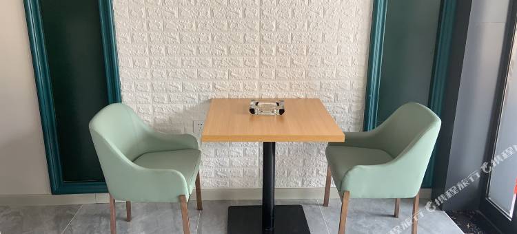 临泉暖心宾馆图片