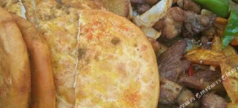 大柴旦华庭商务宾馆(翡翠步行街店)图片