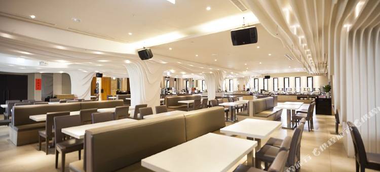 乐亿皇家渡假酒店图片