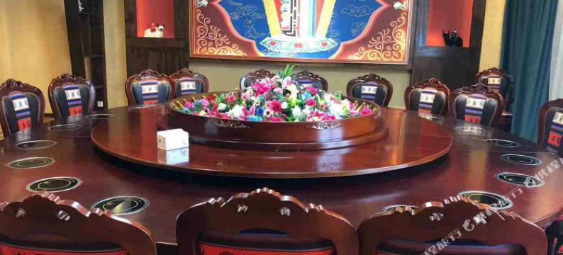 波密旺氏大酒店图片