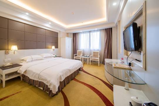 靖江白金汉宫商务酒店